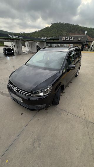 Volkswagen Touran 1.6 TDI 2013 – Manual 6v, diésel