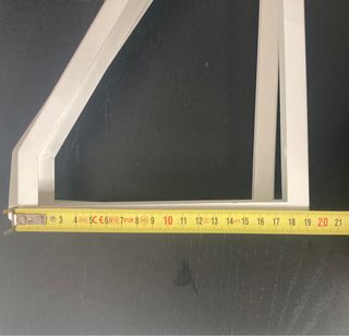 Escuadras grandes Ikea blancas