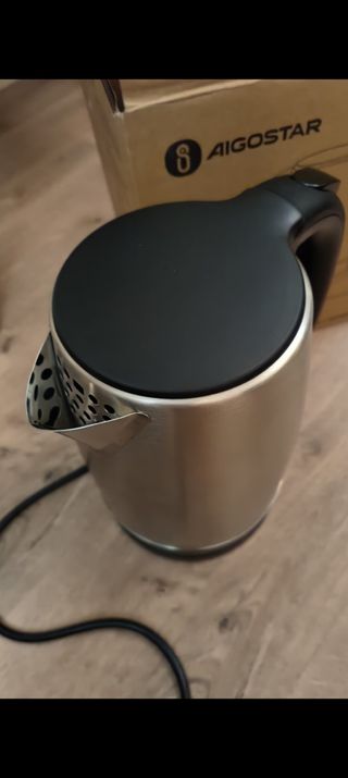 Chaleira Elétrica Aigostar Nova