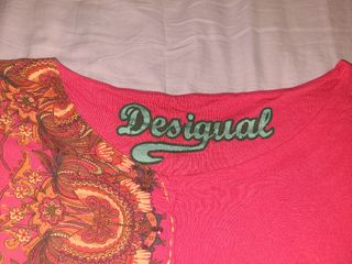 Camiseta Desigual Multicolor y Rosa