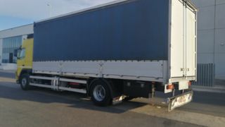 Se vende camión caja aluminio 7.65 largo lonas