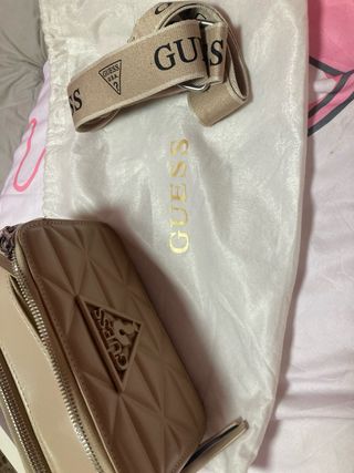 Bolso Guess Beige Acolchado