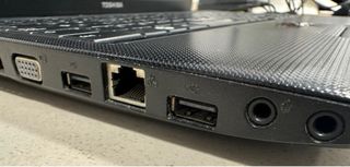 Portátil Toshiba Satellite 15 Negro