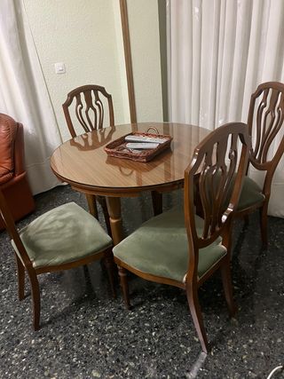 Mesa camilla redonda con 4 sillas
