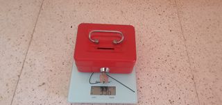 Caja Fuerte Metálica Roja