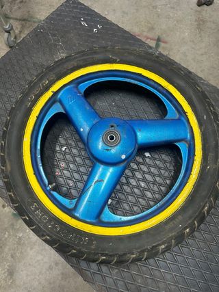 Llanta delantera Rieju RS1