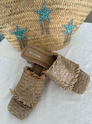Chanclas Corina tacón ancho bajo