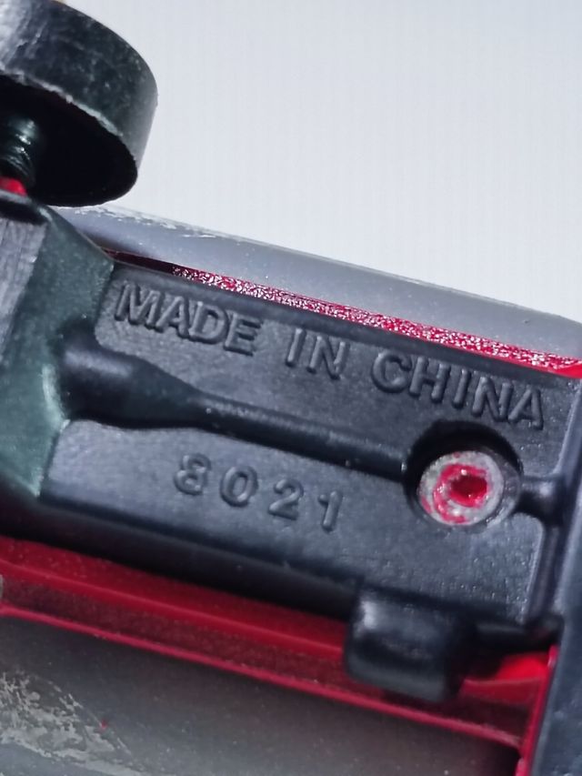 CAMION CISTERNA 1/64 DIECAST