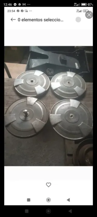 Tapacubos para Renault 8 y aleta para Dian6