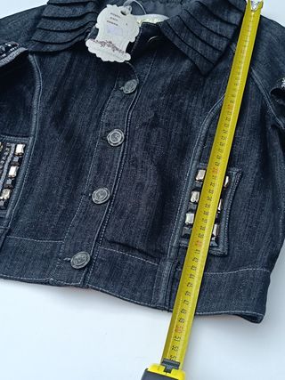 Chaqueta vaquera ROSA adornos plateados