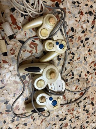 Mandos tipo Dreamcast (Nintendo) para game cube