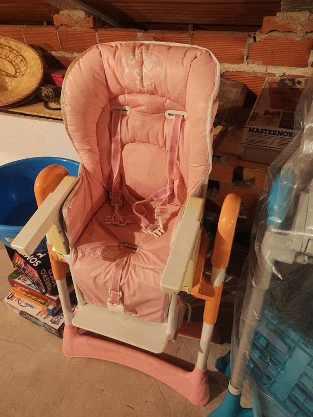 Trona de bebé rosa