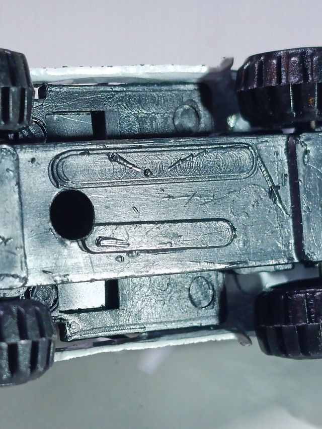 COCHE JEEP CJ-7 POLICÍA 1/64