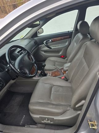 Chevrolet Evanda 2005