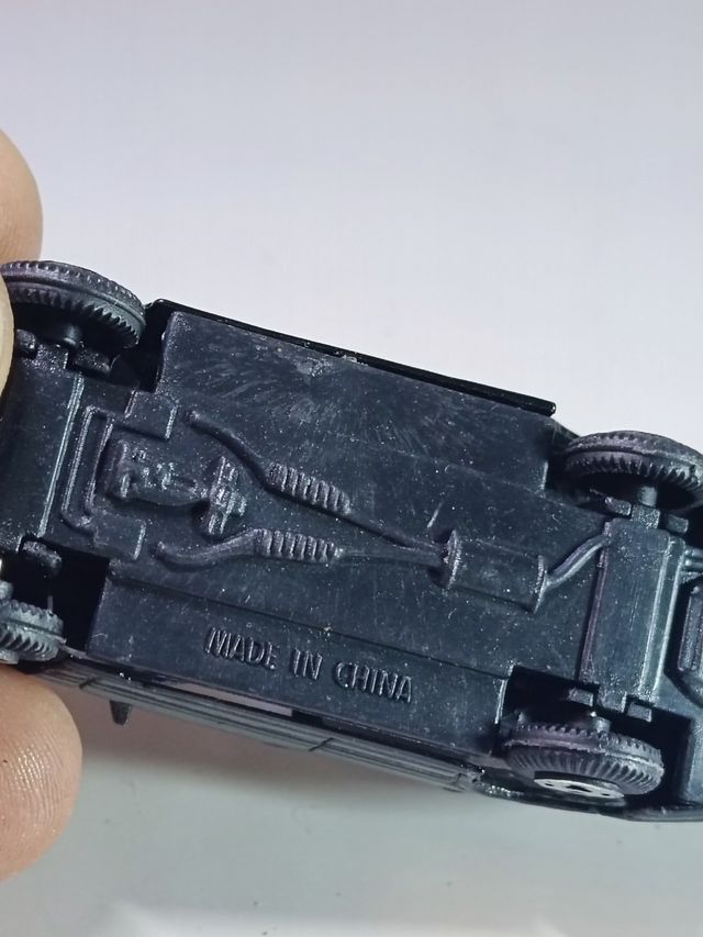 MERCEDES BENZ 320 2003 1/64 REALTOY