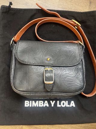 Bolso Bimba y Lola . Piel . Asa Regulable.
