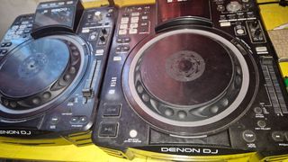 Equipo DJ Korg, Traktor y Pioneer