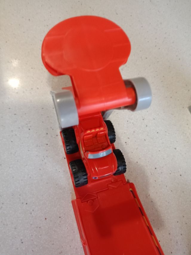 Pista Blaze Monster Machines