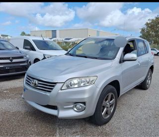 TOYOTA RAV 4 D-4-D