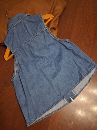 Chaleco vaquero fino Pull&Bear azul