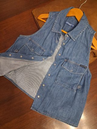 Chaleco vaquero fino Pull&Bear azul