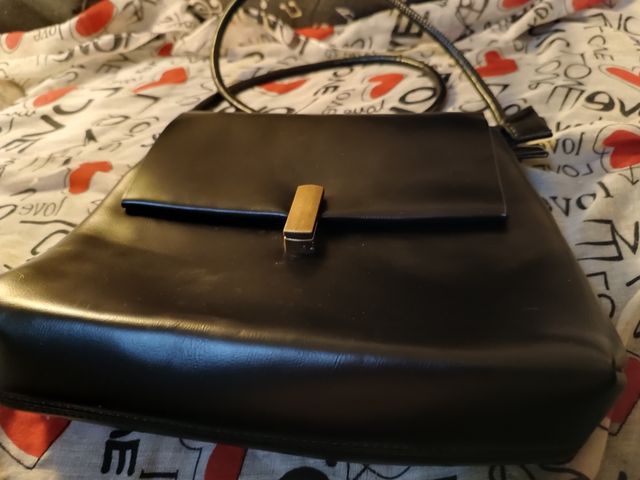 Bolso negro elegante