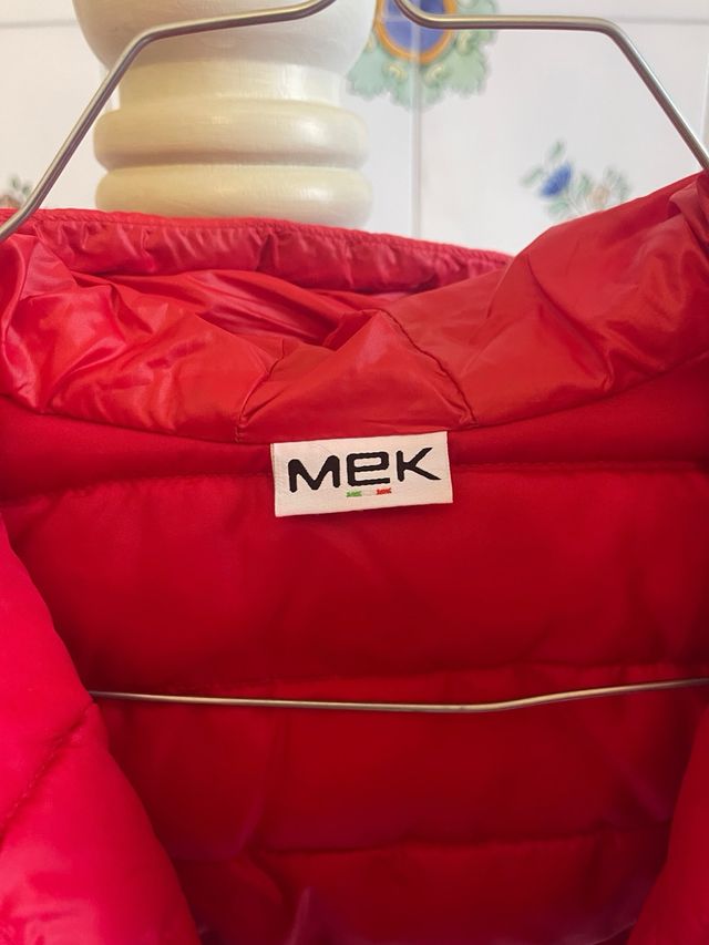 Cappotto rosso imbottito per bambina