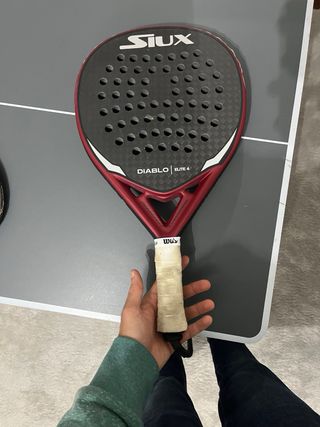 Pala Siux Diablo Elite 4 (dañada en el centro)
