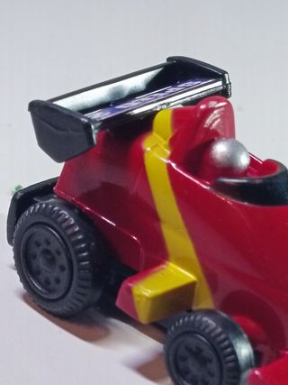 COCHE FORMULA 1 1/64