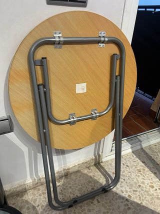 Mesa plegable redonda madera y metal