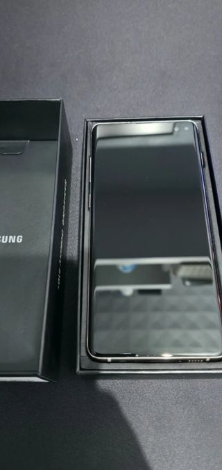 Samsung Galaxy S10+ Blanco Cerámica 512gb.