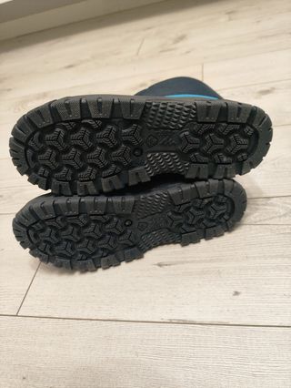 Botas de nieve quechua 
talla 36/37