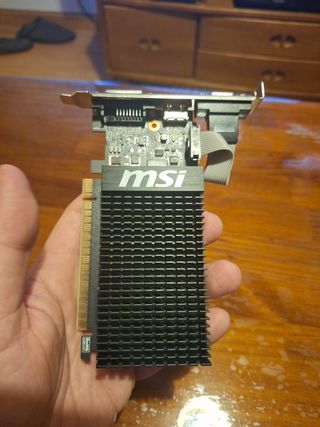 Tarjeta Gráfica MSI GT 710 1GB