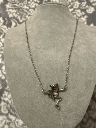 Collana ranocchio argento