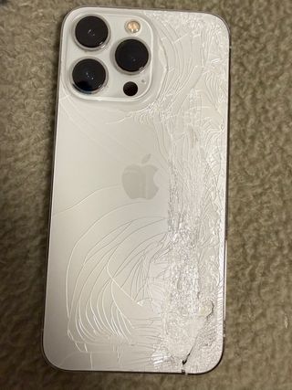 iPhone 13 Pro roto