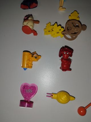 Lote figuras huevos sorpresa