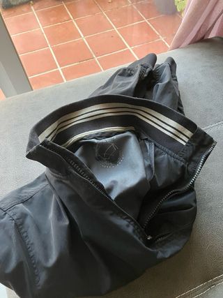 Chaqueta bomber negra