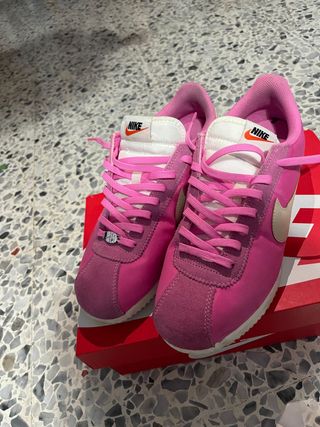 Zapatillas Nike Cortez Rosa y Beige