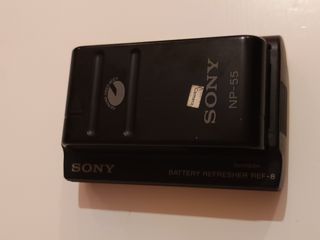 Sony NP-55 + Cargador REF-8