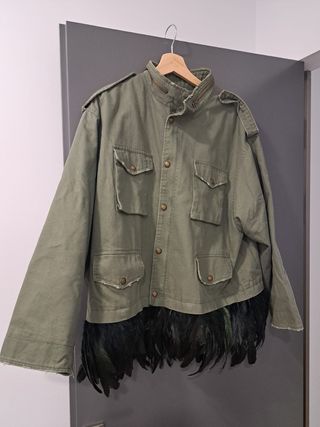 Chaqueta Zara Verde Talla XL con Plumas