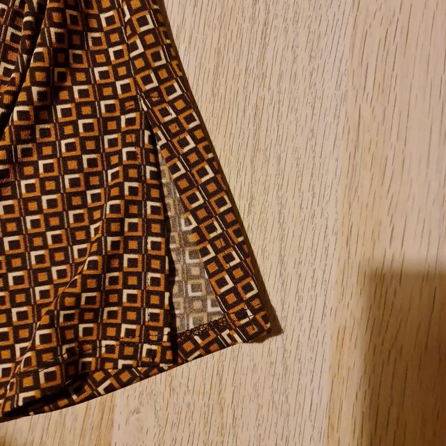 Camisa estampada marrón talla S