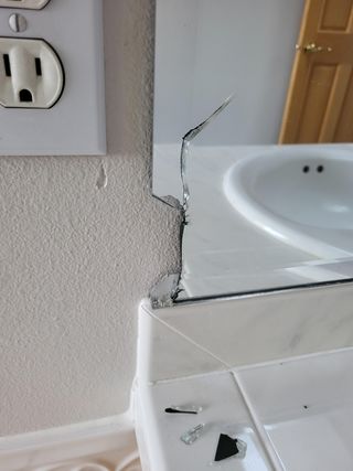 CAMBIO DE CRISTALES URGENTE Y ECONÓMICO MARBELLA