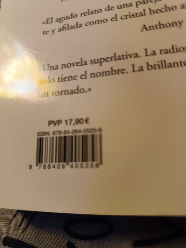 Ataduras / Ties (Spanish Edition)