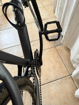 Bicicleta híbrida Riverside 500 de aluminio, nueva