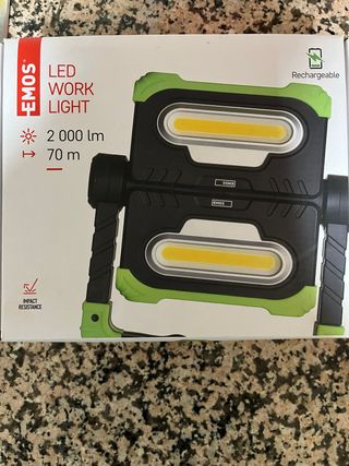 Foco LED EMOS Recargable 2000 lm