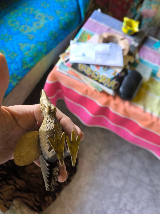 Gallos de pelea de bronce