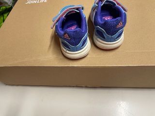 Scarpe Adidas Bambino Blu e Rosa20