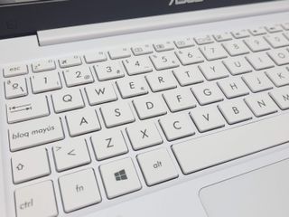 pc portatil asus vivobook