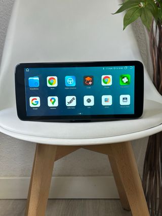 Radio pantalla Universal 