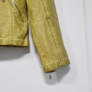 Cazadora polipiel pistacho Rever